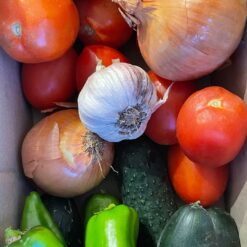 verdura sostenible, verdura del día, verdura cosechada, verduras de temporada, mix de verduras, verduras sostenibles, caja de verduras, verduras variadas, verduras sin seleccionar, verduras de destrío, verduras frescas, verduras a domicilio, verduras económicas, lucha contra el desperdicio alimentario, alimentación sostenible,