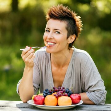 Limiar el colon de forma natural - 🍎 Frutas para limpiar el colon: la manzana, la mejor aliada 🍏