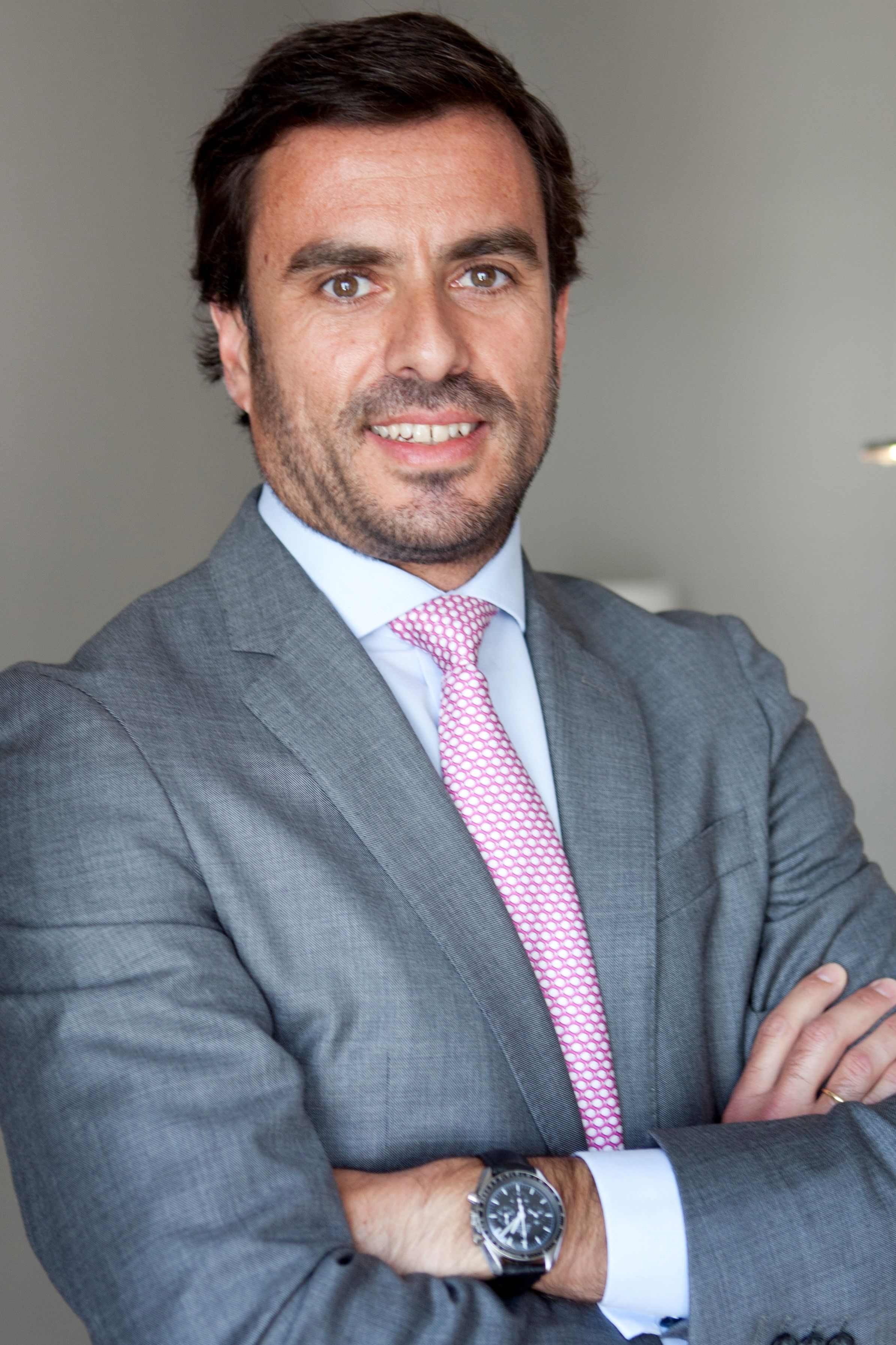 Javier Uruburu - Socio Director