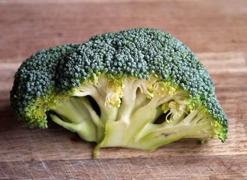 verduras de temporada en abril brocoli